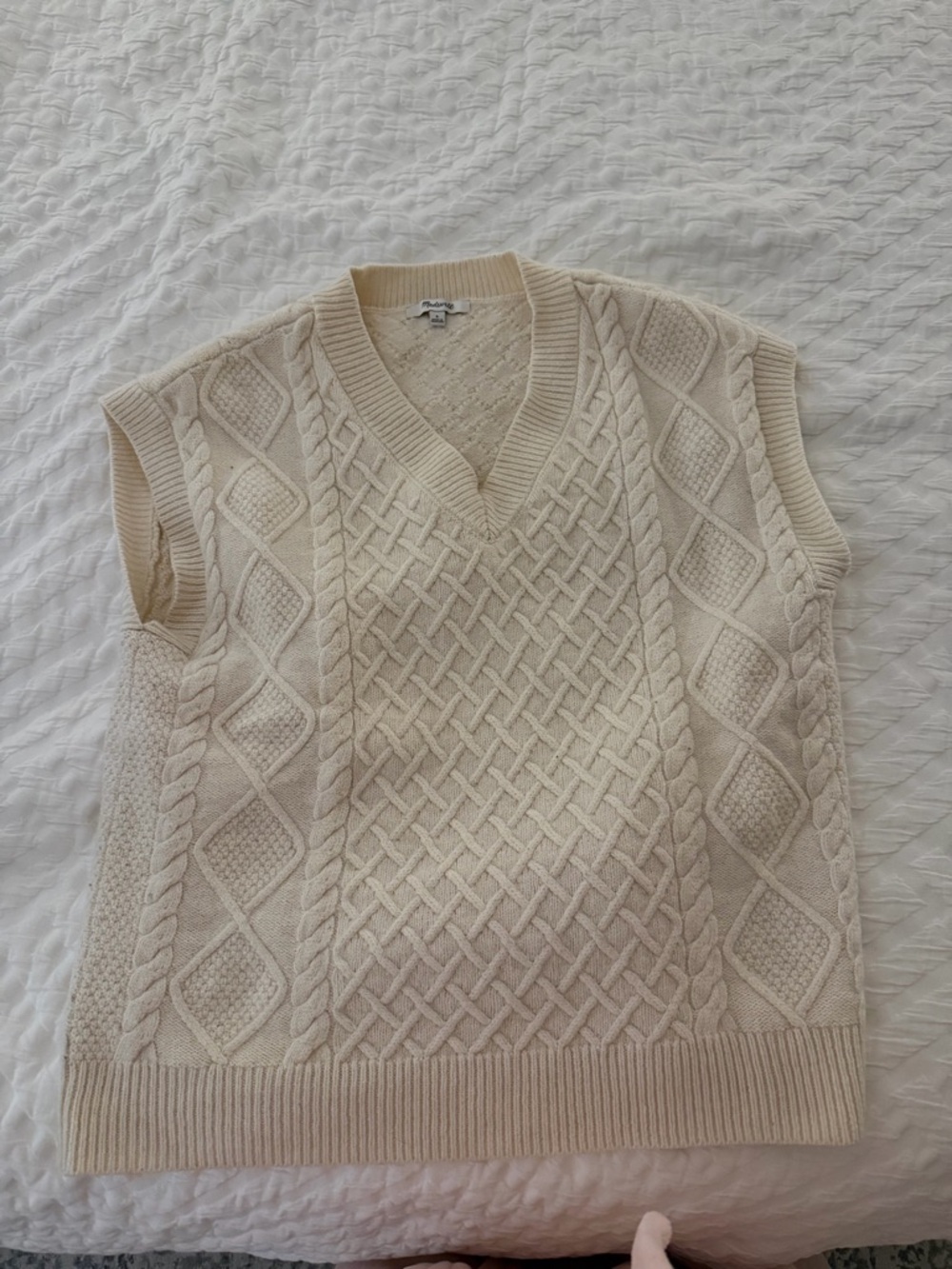 Madewell Cream Cable-Knit V-Neck Sweater Vest